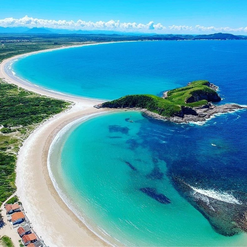 Apto Duplex, Peró - Cabo Frio. Conforto, Piscina, Beira Mar.