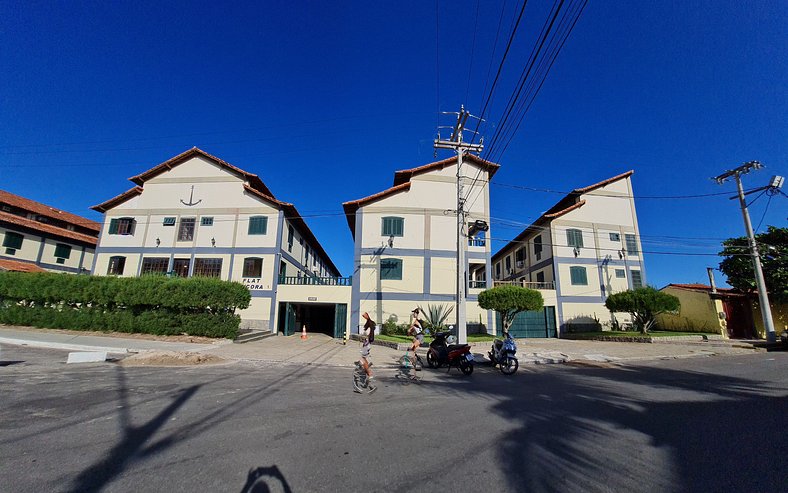 Apto Duplex, Peró - Cabo Frio. Conforto, Piscina, Beira Mar.