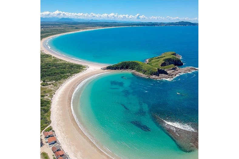 Apto Duplex, Peró - Cabo Frio. Conforto, Piscina, Beira Mar.